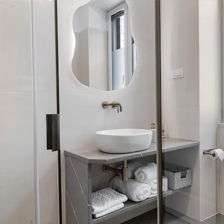 Adam And Cupid Apartman