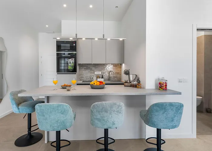 Adam And Cupid Ragusa